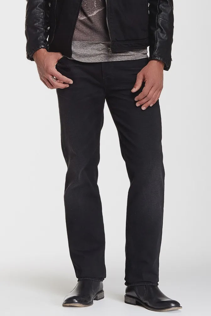 Standard Straight Leg In WHOB Jeans