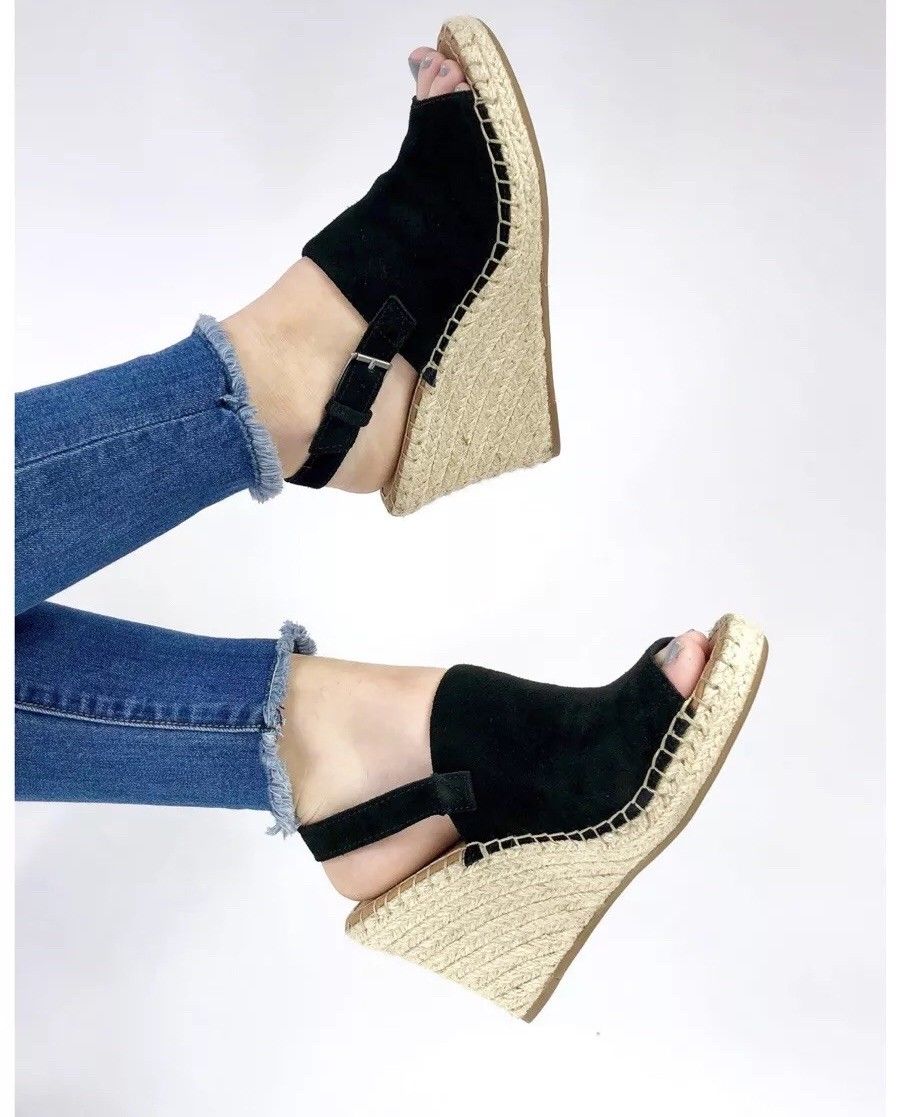 toms shoes, toms, high heels, wedges, heels, summer shoes, shoes, womens shoes, womens, black, tan, suede, cutout sandal, sandal