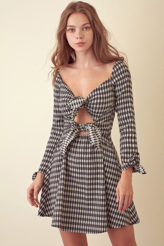 LONG SLEEVE CHECK DRESS
