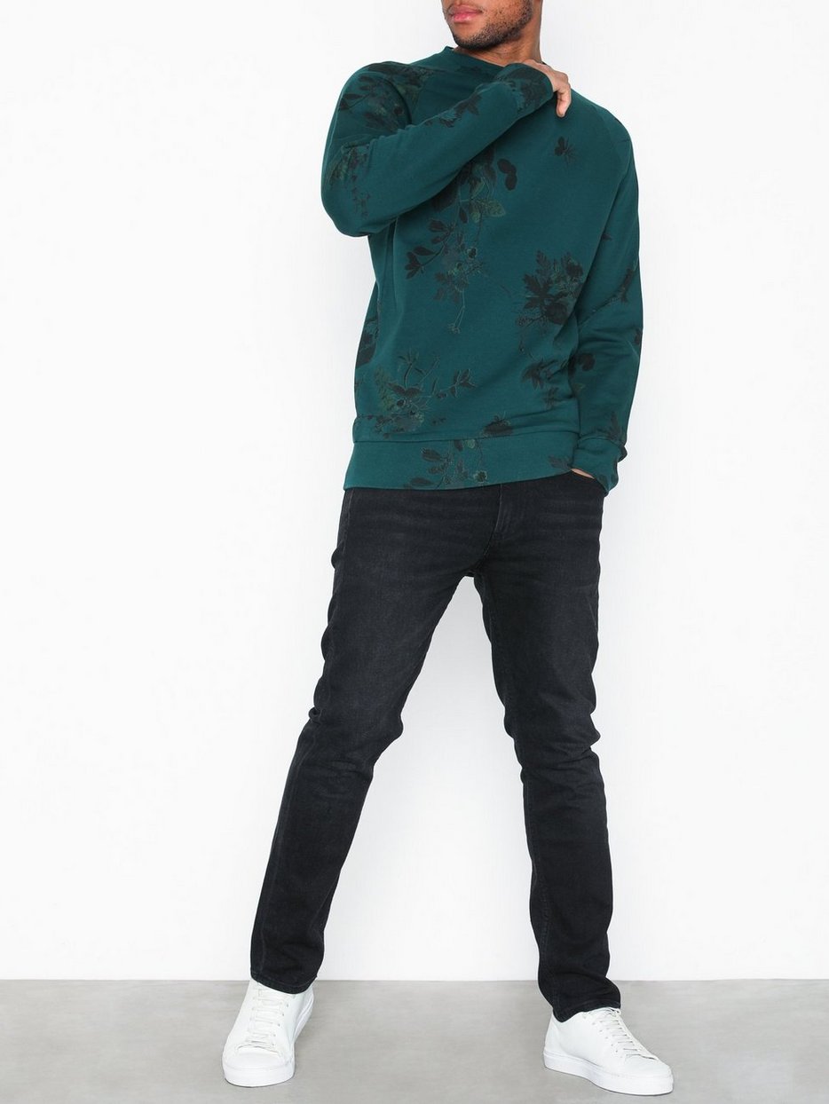 Jorhansen Crew Neck Sweater